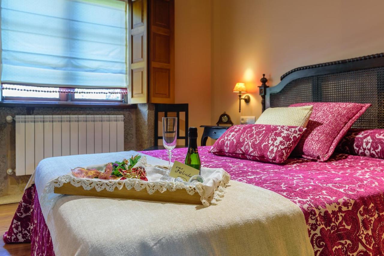 Casal Dos Celenis Guest House Caldas De Reis Bagian luar foto