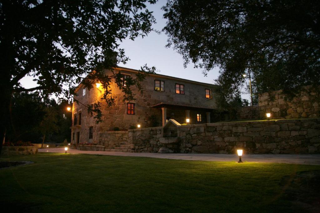 Casal Dos Celenis Guest House Caldas De Reis Bagian luar foto