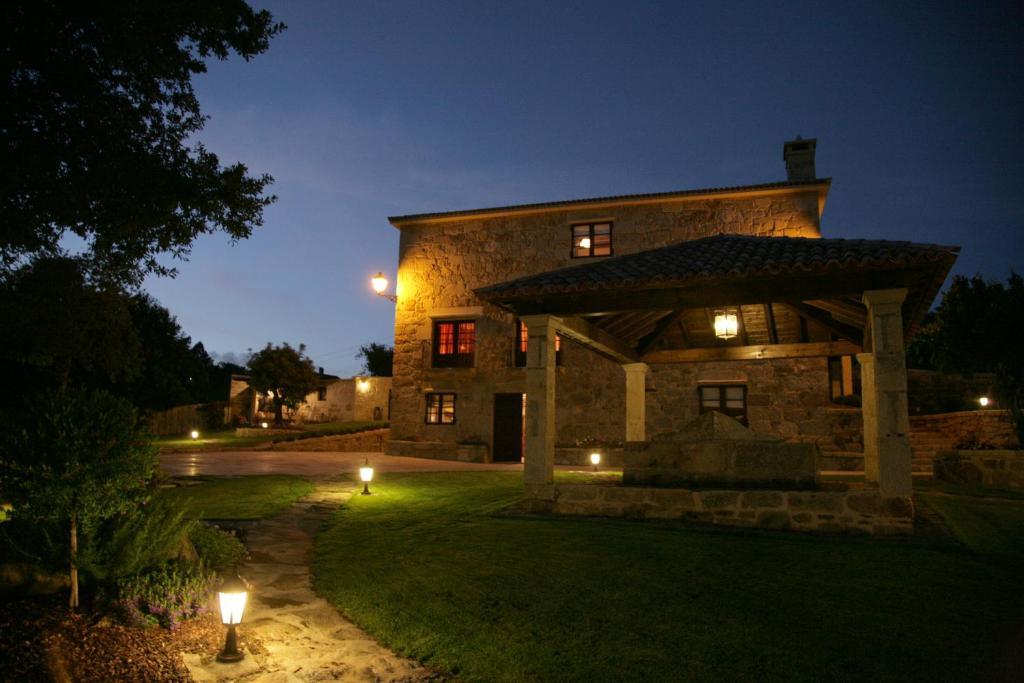Casal Dos Celenis Guest House Caldas De Reis Bagian luar foto